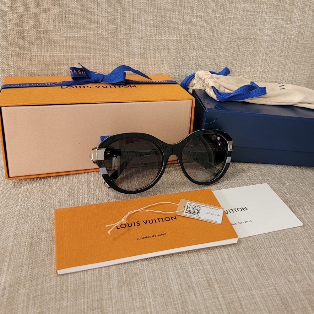 Louis Vuitton Black Petit Soupcon Cat Eye Sunglasses Z0489W Silver Accent